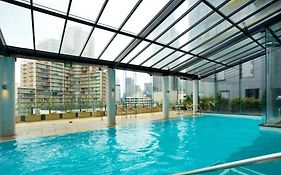Luxe 2-Bed Apartment With River Views Near Casino